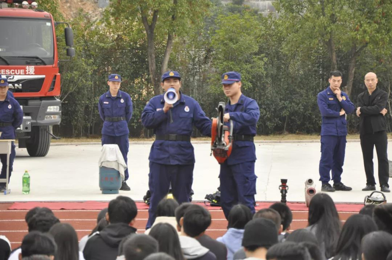 微信圖片_20191120103113_編輯.jpg